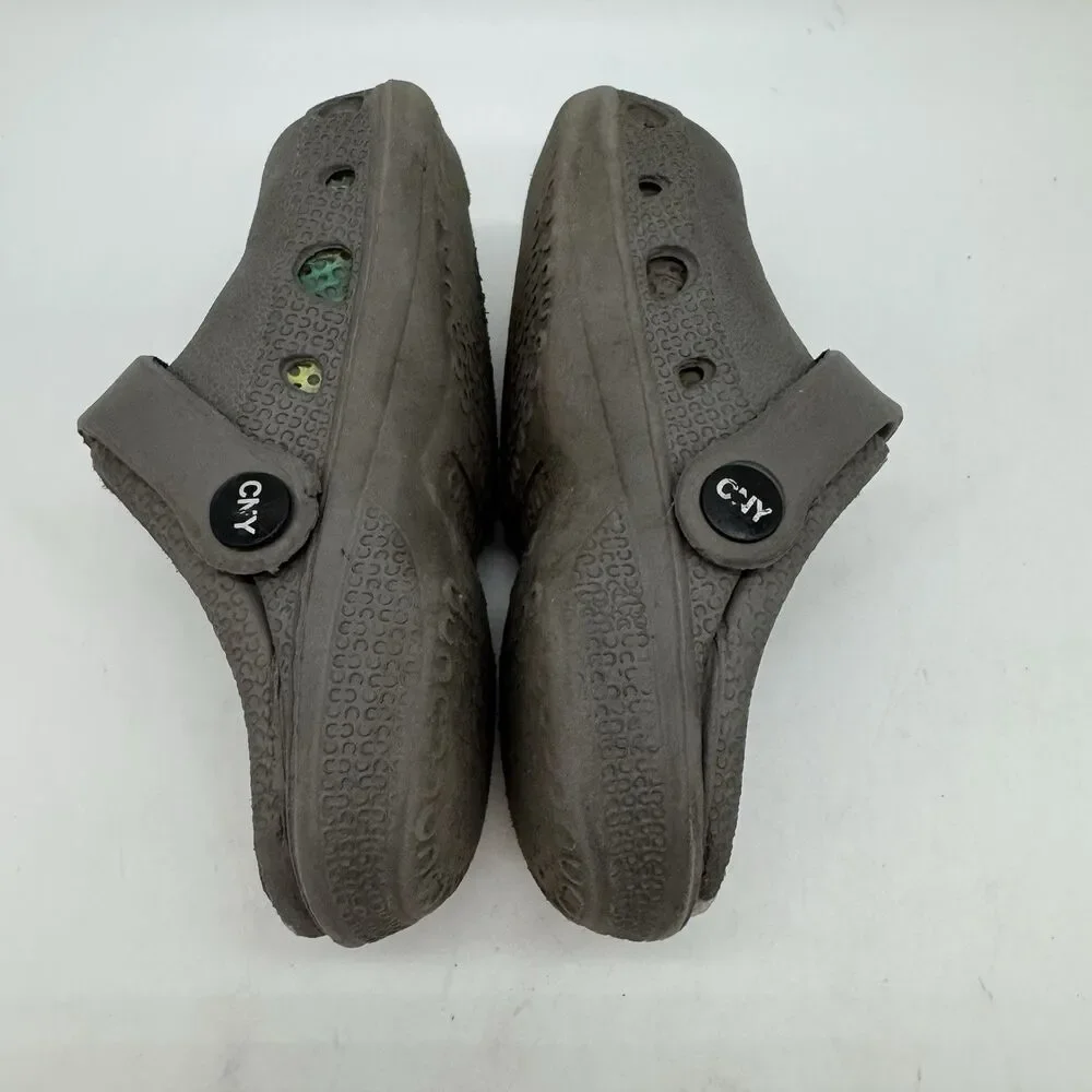 Capelli New York Toddler Boys 8 Gray Tie-Dye EVA Clogs with Shark Jibbitz Charms